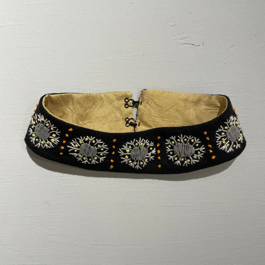 Maskros, halsband, broderikit