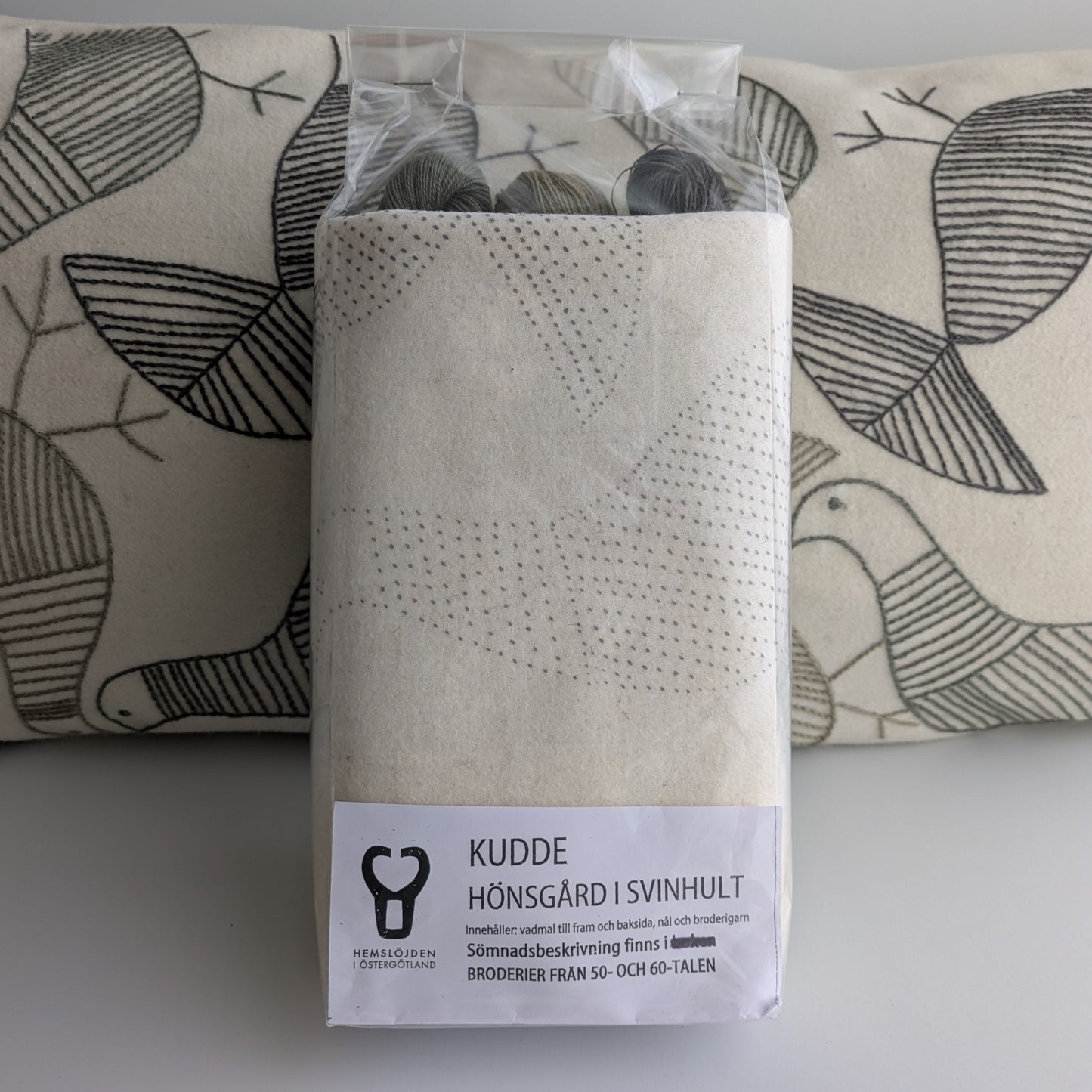 Chicken farm in Svinhult, embroidery kit