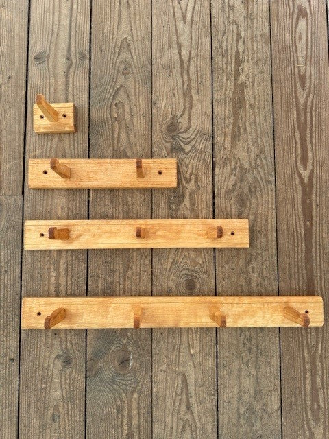 Birch knob strip, 3 knobs