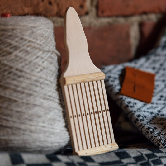 Band gate with handle