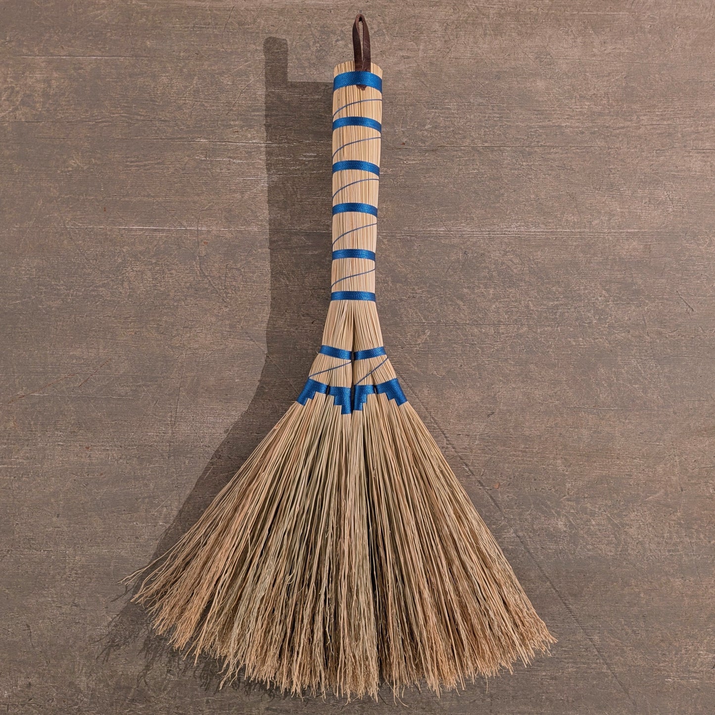 Gravity Handbroom