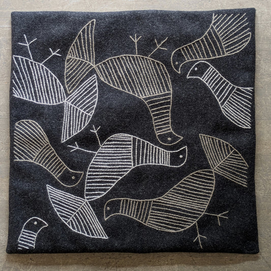 Hönsgård i Svinhult Stolsdyna, broderikit